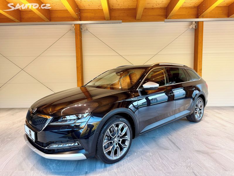 Škoda Superb, 2.0 TSi 206 Kw DSG 4x4 Scout